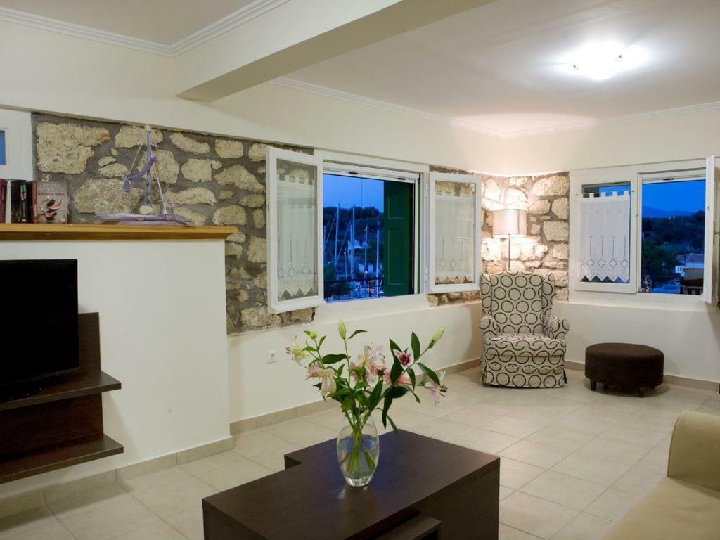 C. Katopodis Mansion Katomerion 外观 照片